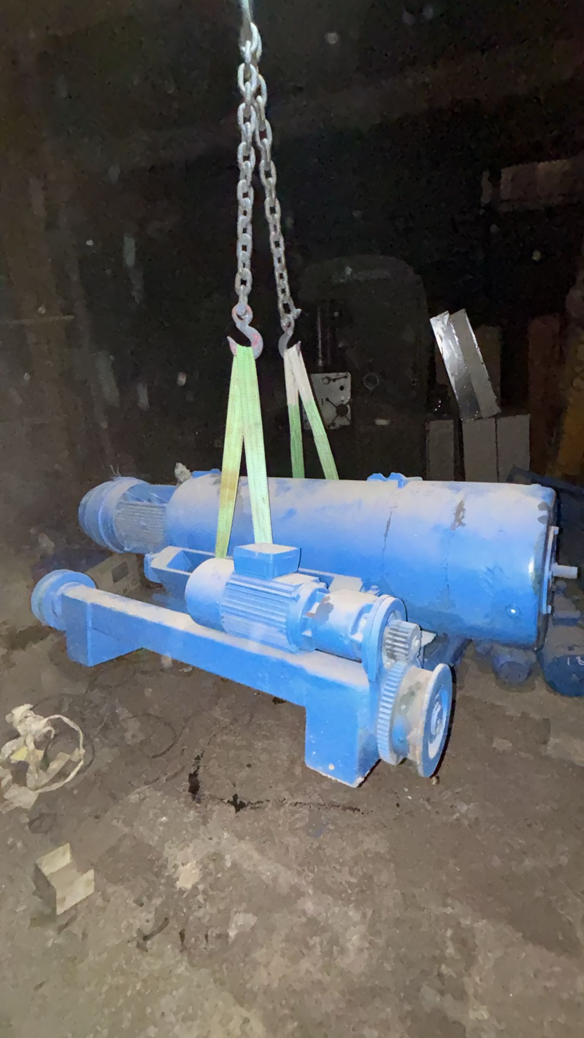 15 TON Gezer Arabalı Vinç Kedisi KN.38